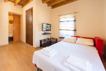 3 Charites Old Town Apartment Rhodes City Екстериор снимка