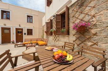 3 Charites Old Town Apartment Rhodes City Екстериор снимка